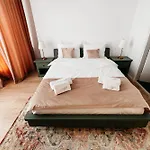 Herastrau Phoenicia With Free Parking Lejlighed *