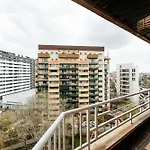 Herastrau Phoenicia With Free Parking Lejlighed *