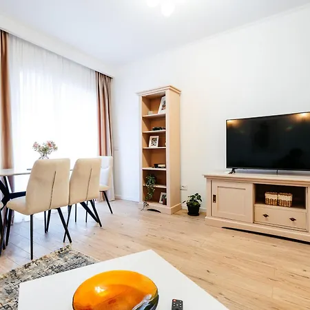 Apartament Herastrau Phoenicia With Free Parking Bucureşti
