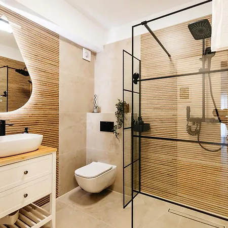 Herastrau Phoenicia With Free Parking * Бухарест