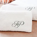 Herastrau Phoenicia With Free Parking Апартаменты *